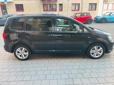 Gebraucht VW Touran 140 PS (102 kW) 2012 Schwarz Van / Kleinbus