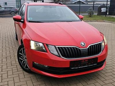 Rot Gebraucht 2017 Skoda Octavia Kombi | 7.500 € (Teuer)