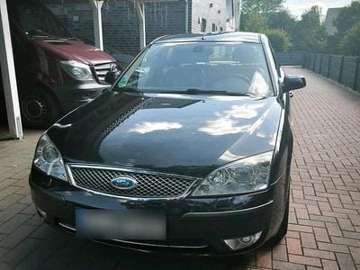 Usata Ford Mondeo 116 CV (85 kW) 2004 Nero Berlina