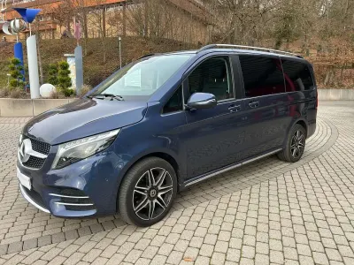 Gebraucht Mercedes V300 237 PS (174 kW) 2024 Blau Van / Kleinbus