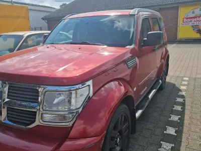 Gebraucht Dodge Nitro 177 PS (130 kW) 2007 Rot SUV