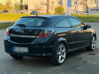 Brugt Opel Astra GTC Sport 120 HK (88 kW) 2005 Sort Coupe