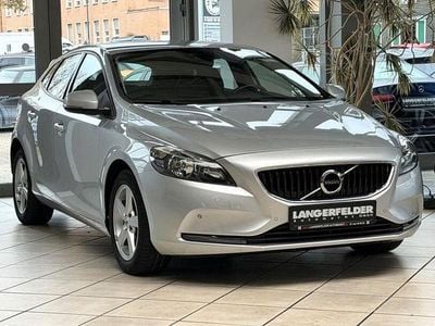 Second-hand Volvo V40 Kinetic 190 CP (139 kW) 2017 Argintiu Break