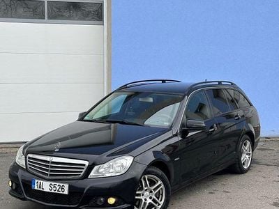 Gebraucht Mercedes C220 170 PS (125 kW) 2012 Schwarz Limousine