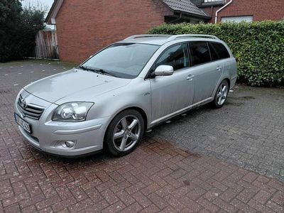 Gebraucht Toyota Avensis T2 179 PS (131 kW) 2006 Grau Kombi