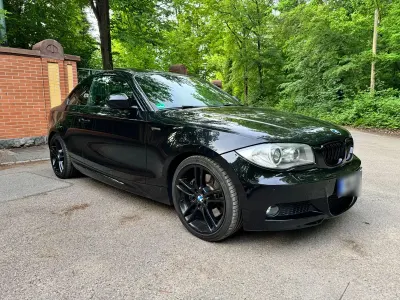 Gebraucht BMW 123 Coupé M Sport 204 PS (150 kW) 2009 Schwarz Coupé