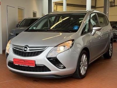 Usata Opel Zafira Tourer Edition 150 CV (110 kW) 2012 Argento Monovolume