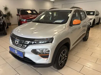 Gebraucht Dacia Spring Comfort Plus 33 kW (45 PS) 2022 Silber Kleinwagen