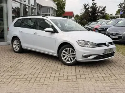 Gebraucht VW Golf VII Comfortline 110 PS (80 kW) 2018 Grau Kombi