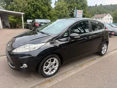 Gebraucht Ford Fiesta Titanium 82 PS (60 kW) 2012 Schwarz Limousine