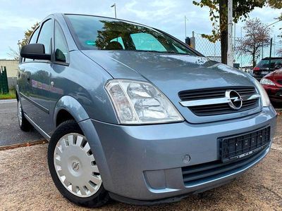 Begagnad Opel Meriva Basis 87 HK (63 kW) 2003 Silver Minibuss