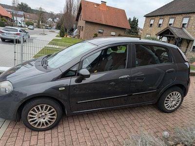 Usata Fiat Punto 77 CV (56 kW) 2011 Grigio Utilitaria