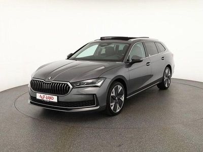 Gebraucht Skoda Superb 193 PS (141 kW) 2024 Grau Kombi