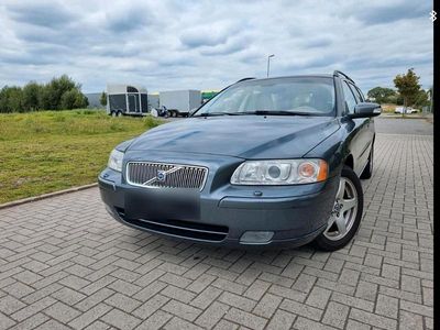 Second-hand Volvo V70 185 CP (136 kW) 2006 Gri Break