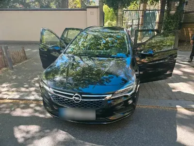 Gebraucht Opel Astra Business 136 PS (100 kW) 2018 Schwarz Kombi