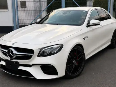 Gebraucht Mercedes E63S AMG AMG 612 PS (450 kW) 2017 Weiß Limousine