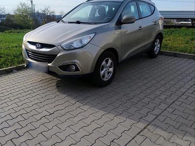 Gebraucht Hyundai ix35 Comfort 163 PS (119 kW) 2010 Silber SUV