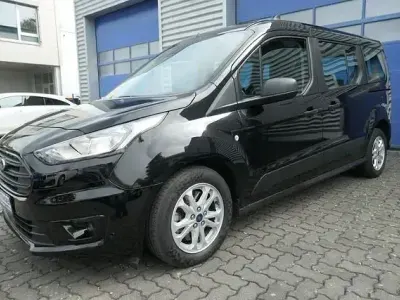 Używany Ford Transit Connect 99 KM (72 kW) 2021 Czarny Minivan