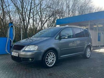 Gebraucht VW Touran Highline 136 PS (100 kW) 2004 Van / Kleinbus
