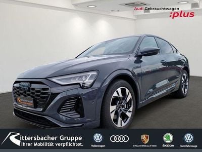 Grau Gebraucht 2023 Audi Q8 Sportback e-tron S-Line SUV | 54.950 € (Fairer Preis)