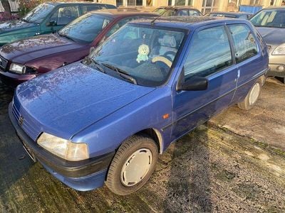 Peugeot 106