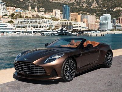 Neu Aston Martin DB12 680 PS (500 kW) 2026 Braun Cabrio