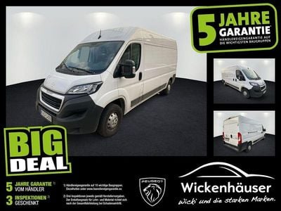 Gebraucht Peugeot Boxer 140 PS (102 kW) 2022 Lackierung weiss icy/deckende lackierung Van