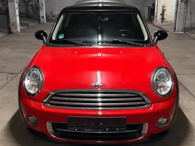 Gebraucht Mini Cooper 122 PS (89 kW) 2010 Rot Kleinwagen