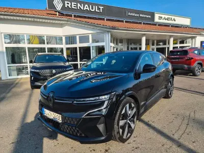 Gebraucht Renault Megane E-Tech Techno 96 kW (131 PS) 2022 Schwarz Limousine
