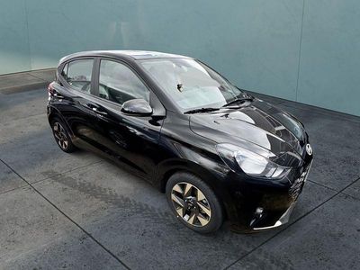 Gebraucht Hyundai i10 Trend 63 PS (46 kW) 2024 Schwarz Kleinwagen