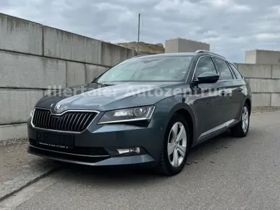 Gebraucht Skoda Superb Style 150 PS (110 kW) 2016 Kombi