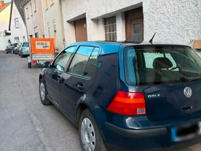 Gebraucht VW Golf IV 90 PS (66 kW) 1998 Blau Kleinwagen