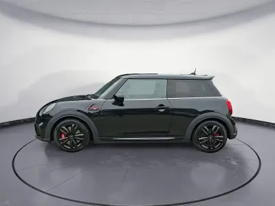 Używany Mini John Cooper Works Sport 231 KM (169 kW) 2022 Czarny Hatchback