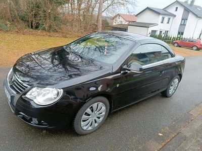 gebraucht VW Eos Cabrio schwarz Automatik