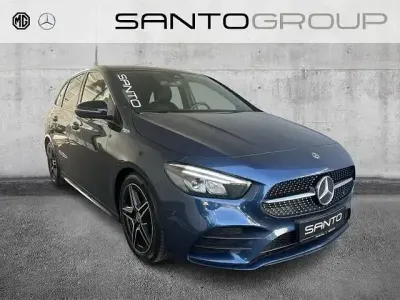 Gebraucht Mercedes B180 AMG line 116 PS (85 kW) 2019 Denimblau Kleinwagen