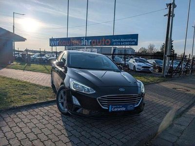 Schwarz Gebraucht 2018 Ford Focus Cool & Connect Limousine | 8.899 € (Fairer Preis)