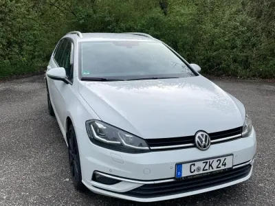 Gebraucht VW Golf VII Highline 150 PS (110 kW) 2020 Weiß Kombi