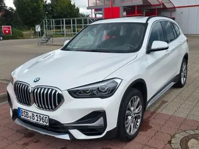 Gebraucht BMW X1 Sport Line 178 PS (130 kW) 2022 Weiß SUV