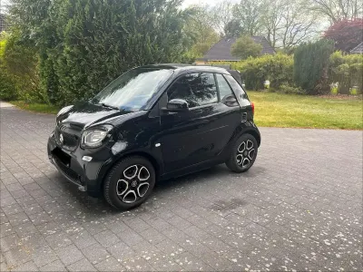 Gebraucht Smart ForTwo Cabrio 71 PS (52 kW) 2016 Schwarz Cabrio