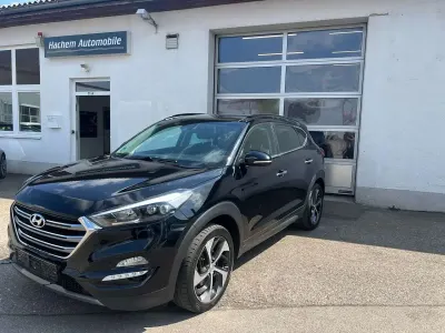 Gebraucht Hyundai Tucson Trend 177 PS (130 kW) 2016 Phantom black / mic SUV