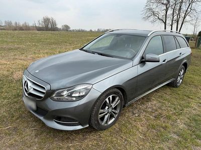 Gebraucht Mercedes E200 136 PS (100 kW) 2015 Grau Kombi