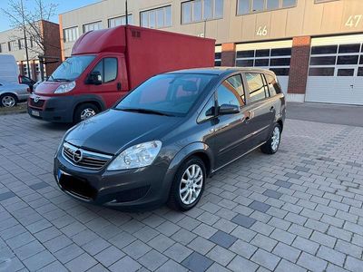 Usata Opel Zafira 105 CV (77 kW) 2009 Grigio Monovolume