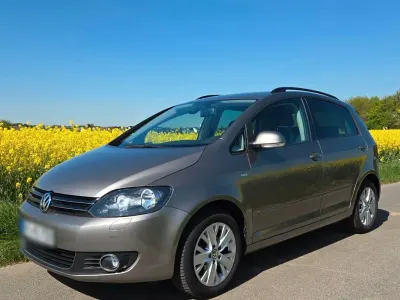 Używany VW Golf Plus Cross Life 105 KM (77 kW) 2013 Brązowy Minivan