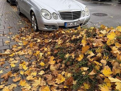 Mercedes E320
