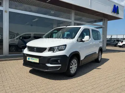 Gebraucht Peugeot Rifter Active 102 PS (75 kW) 2021 Weiß Van / Kleinbus
