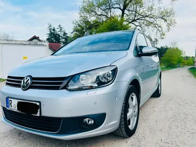 Gebraucht VW Touran Comfortline 105 PS (77 kW) 2013 Grau Van / Kleinbus