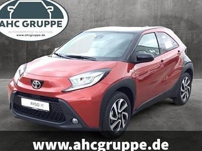 Second-hand Toyota Aygo X Basis 72 CP (52 kW) 2025 Roșu SUV