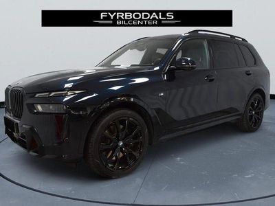 Gebraucht BMW X7 M Sport 381 PS (280 kW) 2024 Schwarz SUV