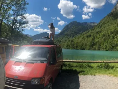 Gebraucht Ford Transit 77 PS (56 kW) 1986 Rot Van / Kleinbus