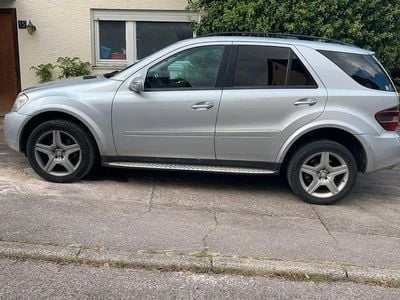 Mercedes ML320